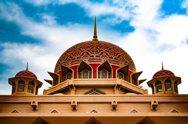 Kuala Lumpur co navštívit a vidět Putrajaya růžová mešita