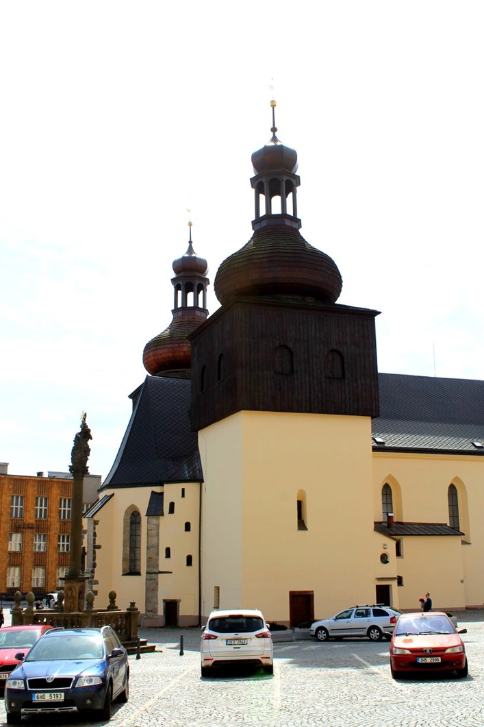 co navštívit a vidět - Náchod, Masarykovo náměstí, kostel sv. Vavřince