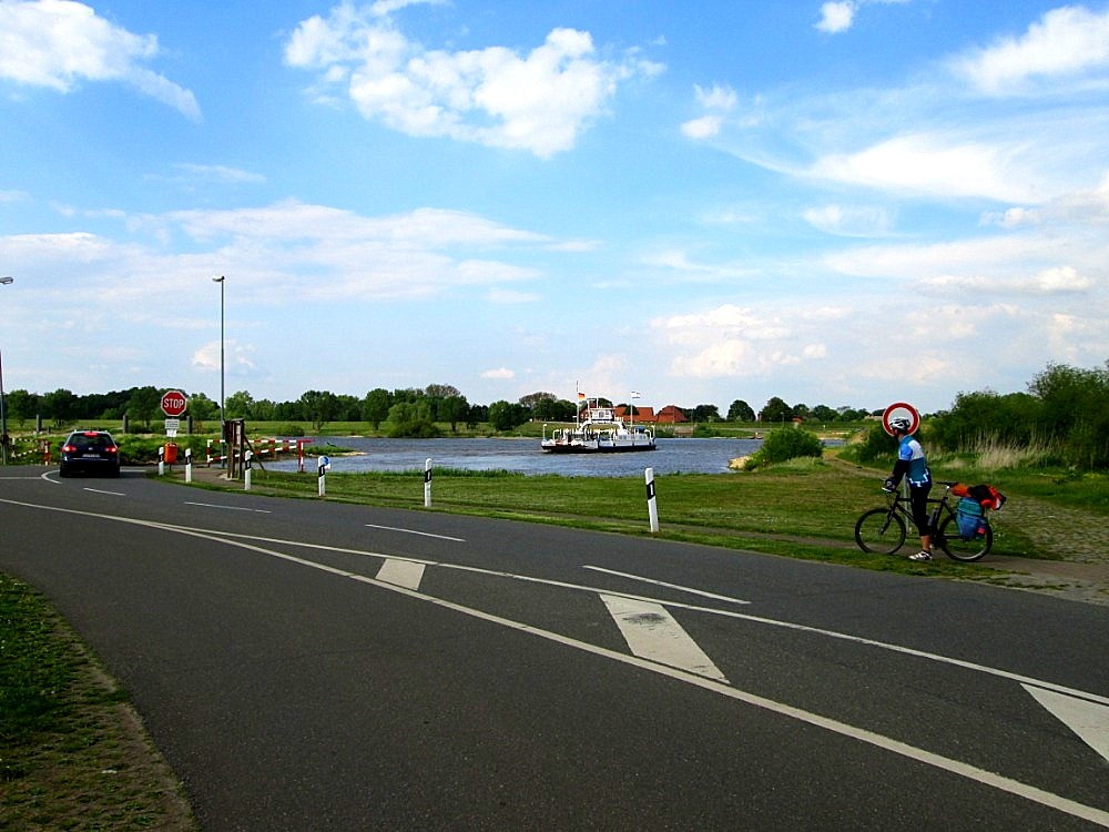 Cestopis Z Hamburku na kole