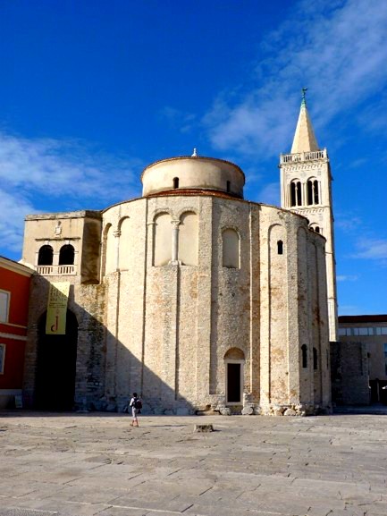 Zadar kostel sv. Donáta co navštívit a vidět v Chorvatsku