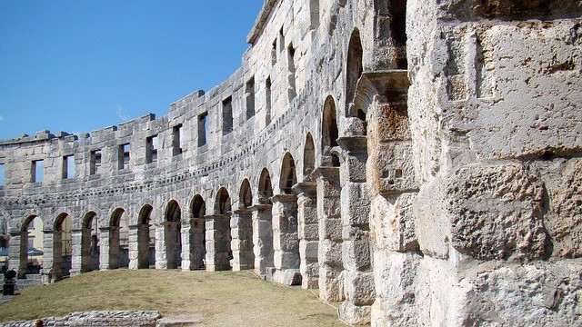 Pula Koloseum co navštívit a vidět v Chorvatsku