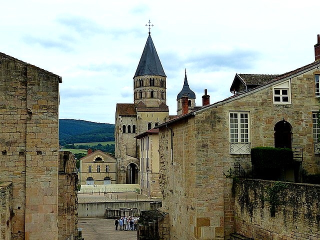 Burgundsko historické staveniště Guedelon co navštívit a vidět