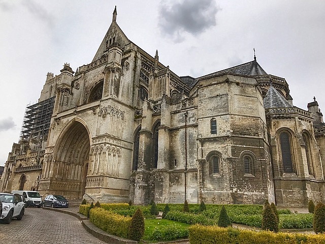 katedrála Saint-Omer co navštívit a vidět