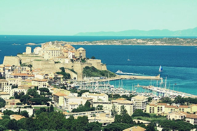 Korsika Calvi co navštívit a vidět, průvodce