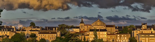Poitiers Francie co navštívit a vidět ve Francii