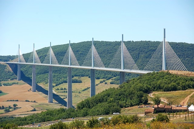 viadukt Millau co navštívit a vidět ve Francii
