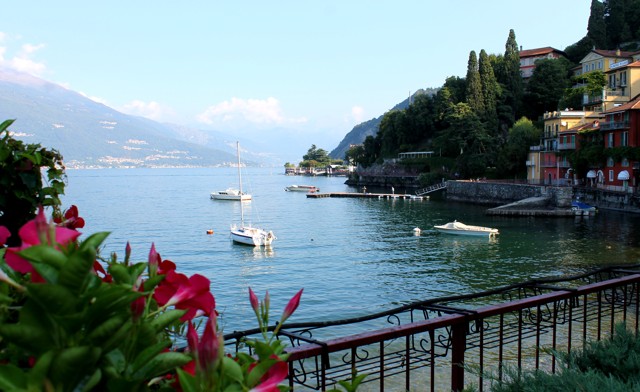 Lago Como Varenna co navštívit a vidět v Lombardii