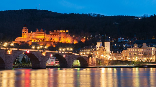 Co navštívit a vidět v Heidelbergu, Starý most