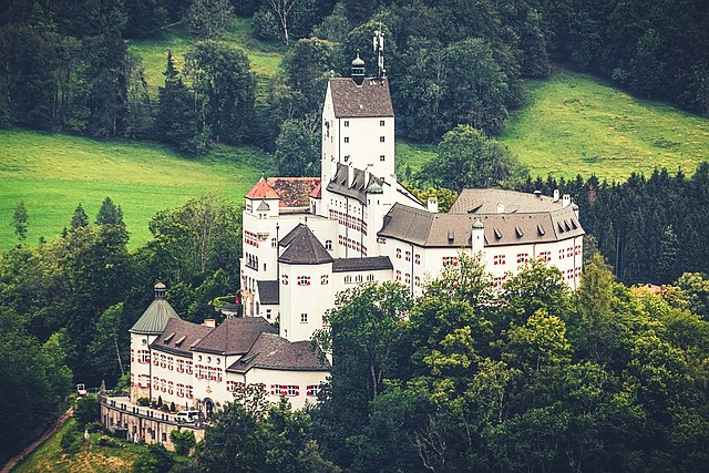 Německo Chiemsee zámek Hohenaschau co navštívit a vidět