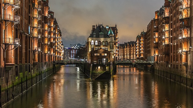 Co navštívit a vidět v Hamburku Vodní zámek Cesty po světě
