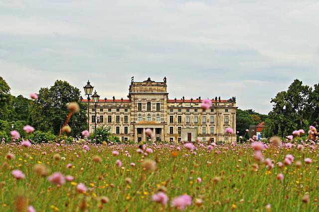 Meklenbursko-Přední Pomořansko zámek Ludwigslust co navštívit a vidět Cesty po světě