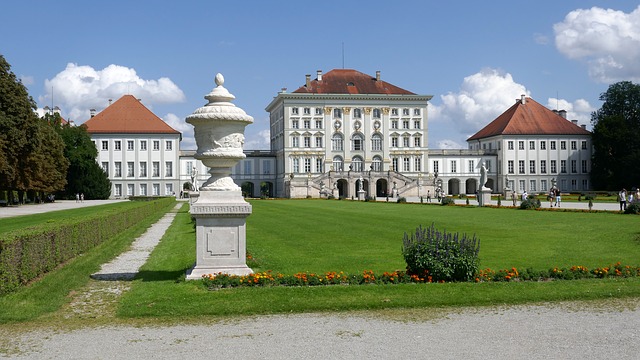 Mnichov zámek nymphenburg  co navštívit a vidět, turistické atrakce, průvodce Mnichov