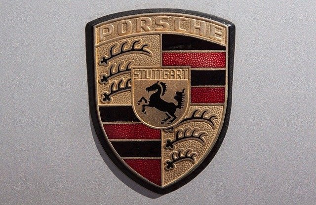 Stuttgart Porsche Muzeum co navštívit a vidět