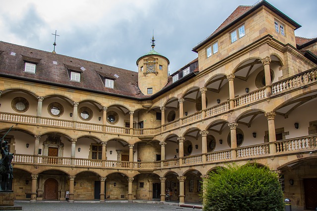Stuttgart Starý zámek co navštívit a vidět