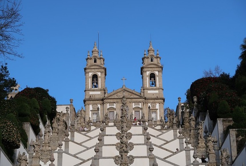 Severní Portugalsko, Mosteiro de Sao Martinho de Tibaes co navštívit a vidět v Portugalsku