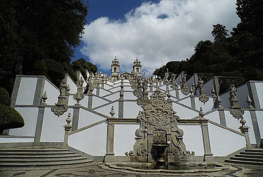 Severní Portugalsko, Mosteiro de Sao Martinho de Tibaes co navštívit a vidět v Portugalsku