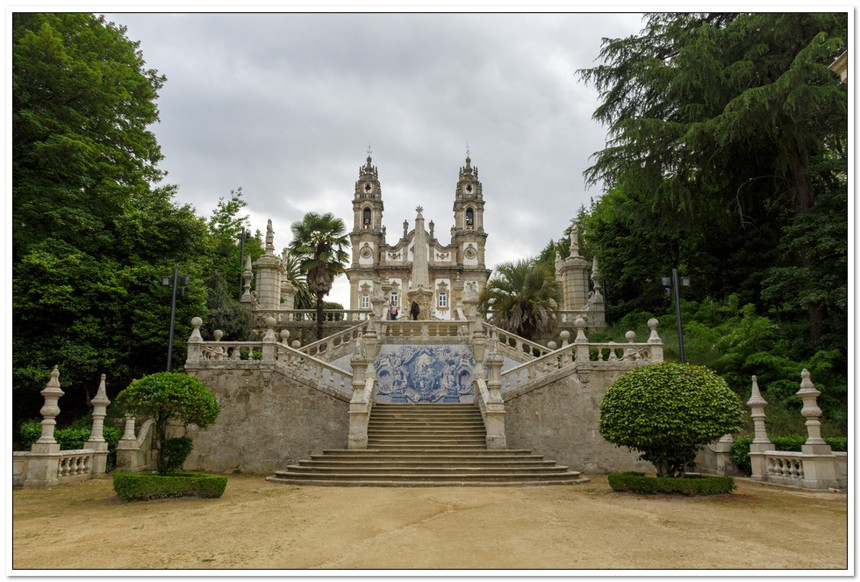 Severní Portugalsko, Lamego - poutní místo Santuário de Nossa Senhora dos Remédios co navštívit a vidět v Portugalsku