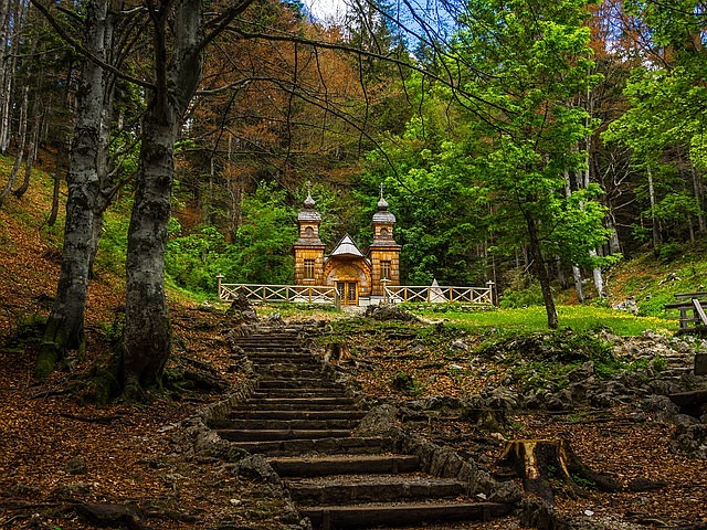 Slovinsko Julské Alpy průsmyk Vršič Ruská kaple